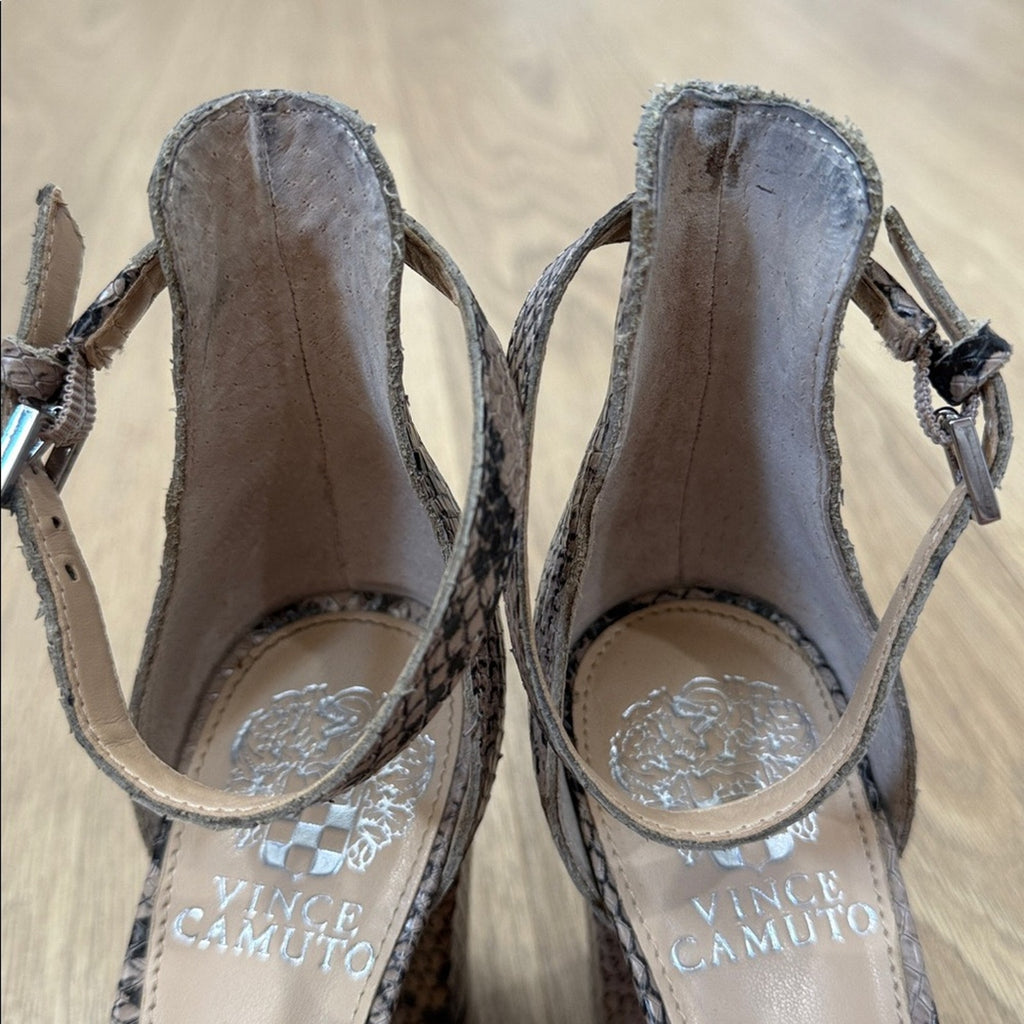 Vince Camuto Snakeskin Patterned Block Heel Sandals Size 6.5