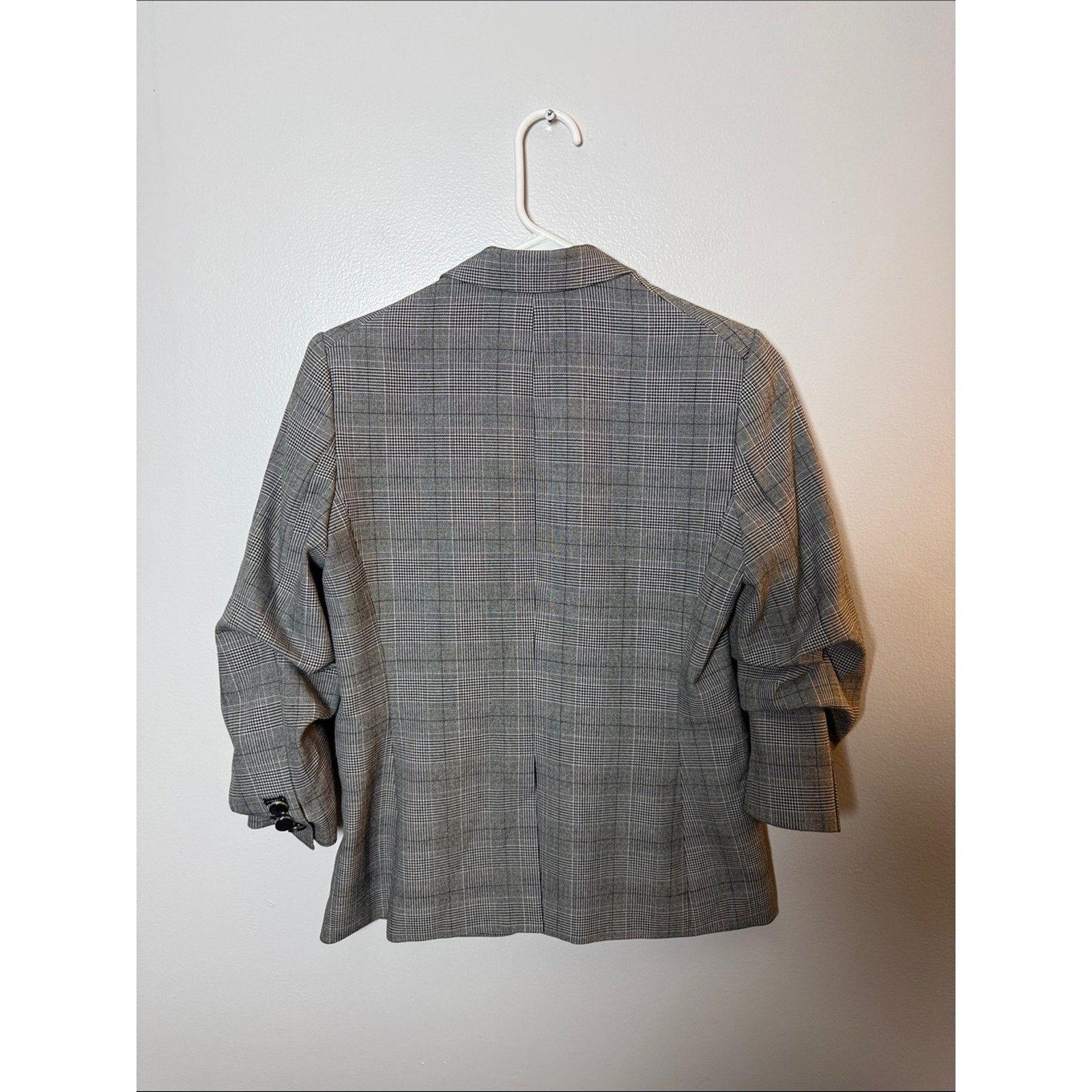DKNY Plaid Women's Tailored Blazer Size 6 Petite