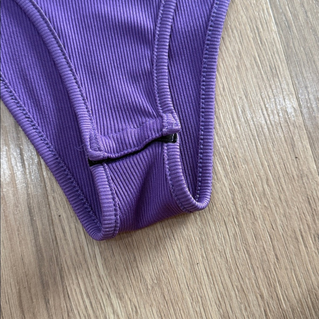 Purple and White Wavy Pattern Sleeveless Snap Bodysuit Size Large