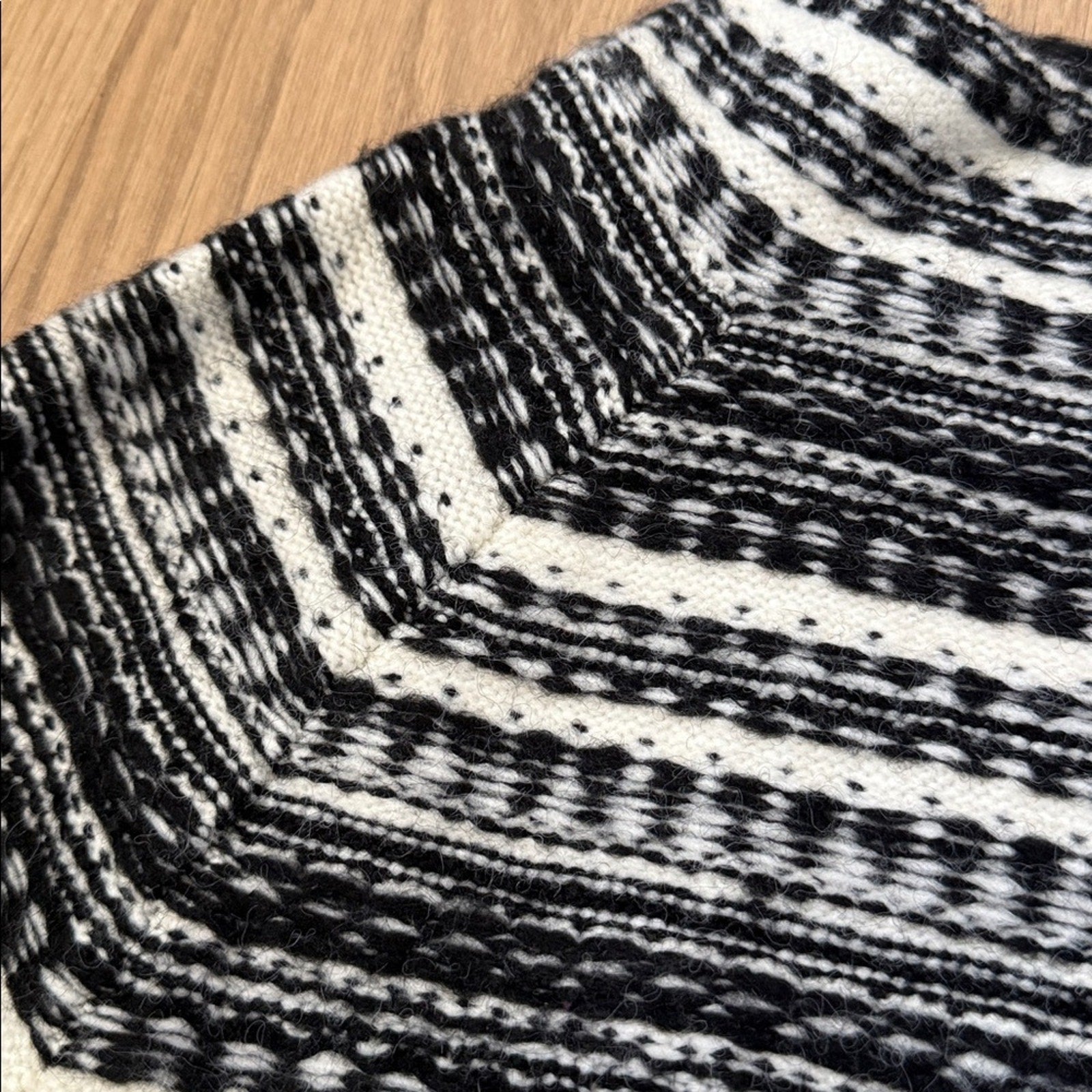 Talbots Black and White Mock Neck Knit Sweater Size XL NEW!