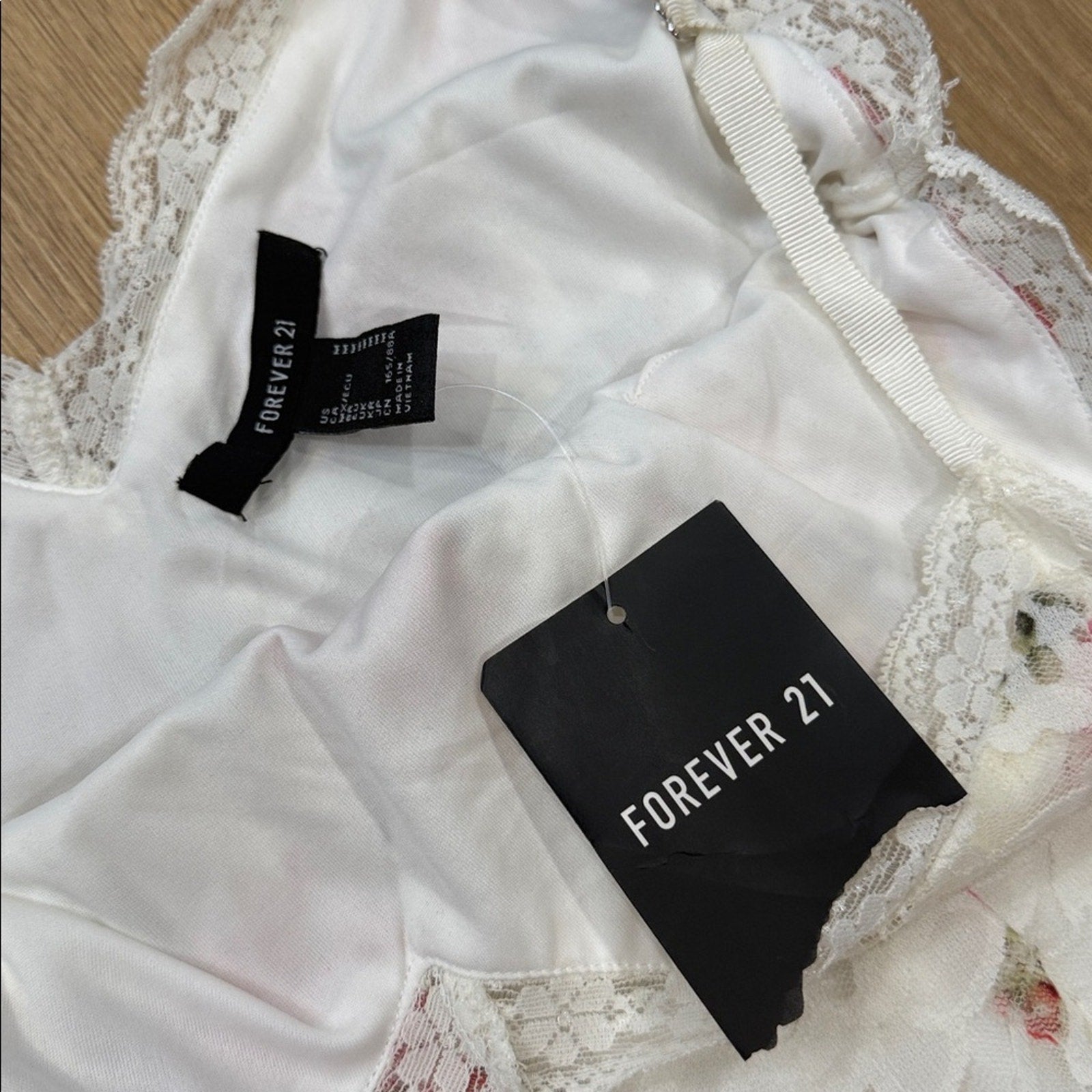 Forever 21 White and Pink Floral Lace Slip Dress Size Medium NWT