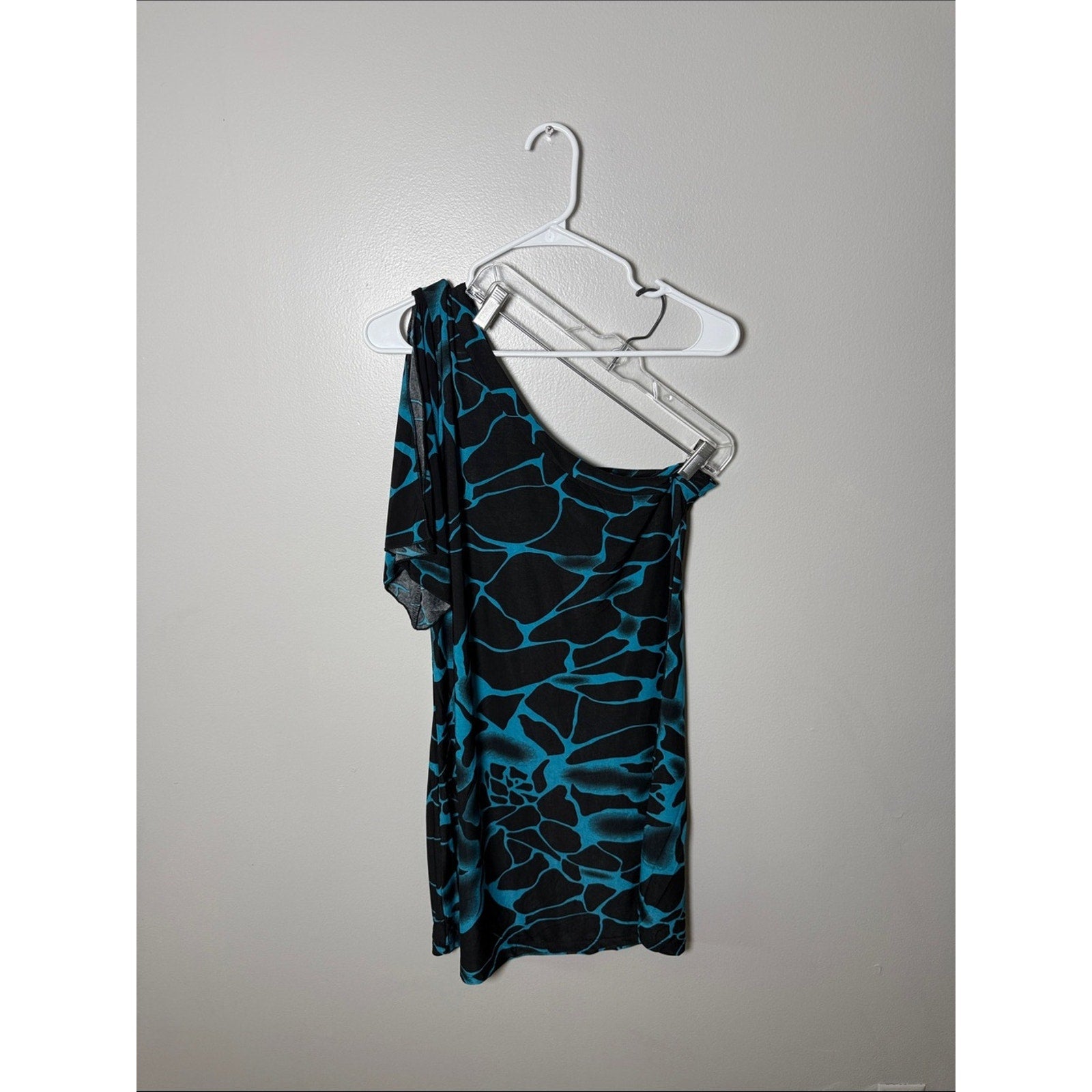 MT Collection Black and Turquoise Floral One-Shoulder Dress Size XL