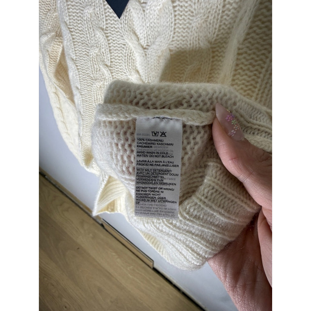 Saks Fifth Avenue Cream Cable-Knit Crewneck Sweater Cashmere Size Small NEW!