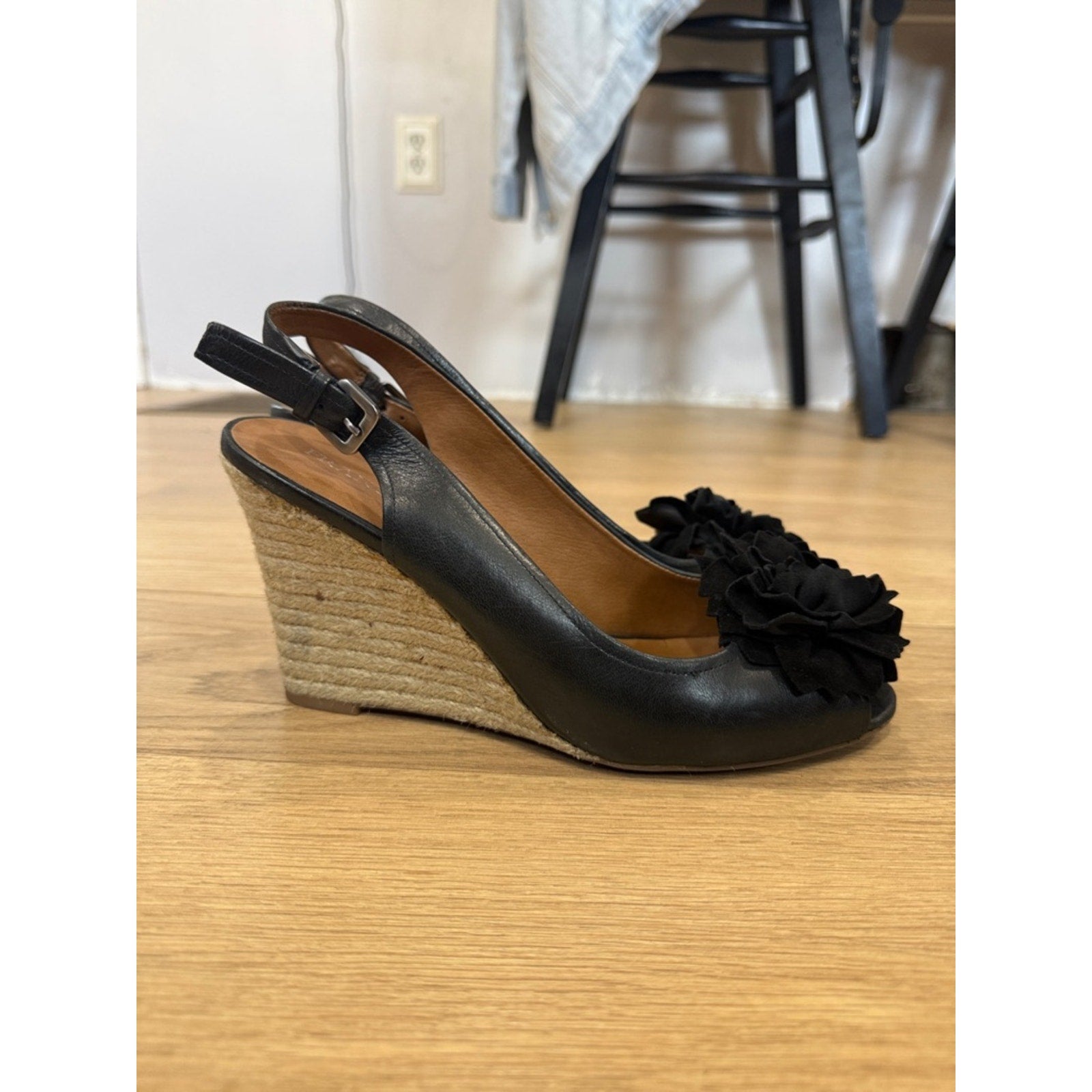 Franco Sarto L Salem Black Nubia Floral Accent Wedge Slingback Heels Size 9