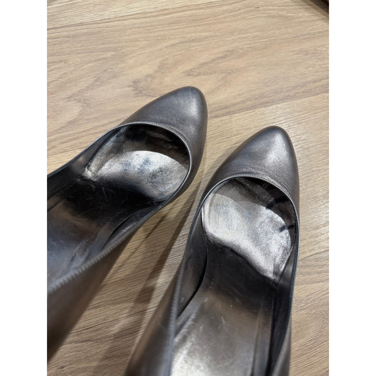 Gucci Metallic Silver Leather High Heel Pumps Size 9.5
