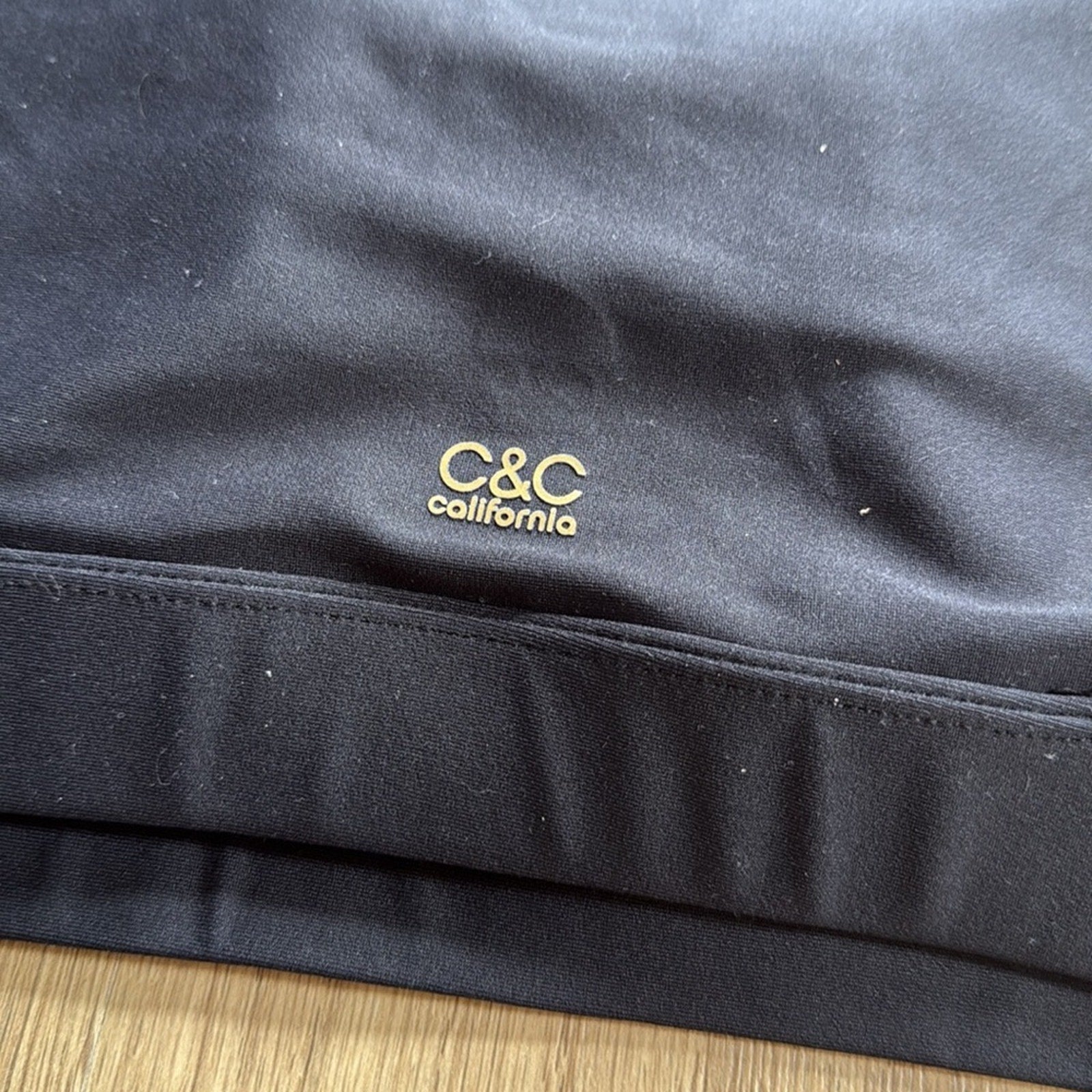 C&C California Black Sports Bra w/ Mesh Details Size XL NEW!