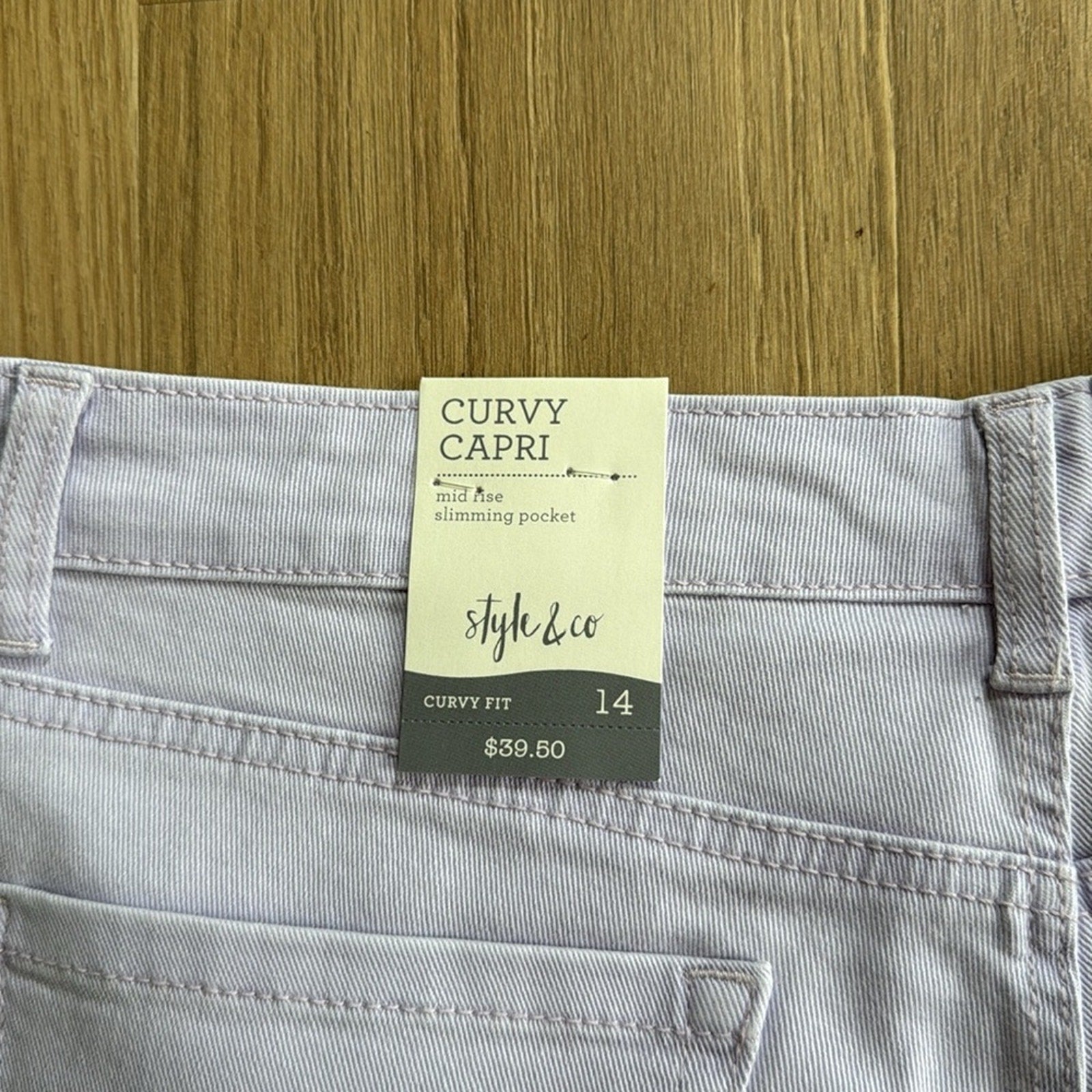Style & Co Lavender Mid Rise Slimming Pocket in Lilac Fog Cropped Pants Size 14