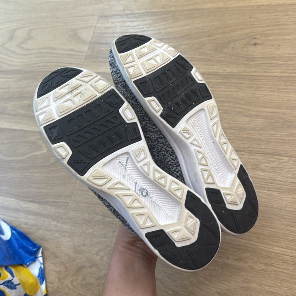 APL Black and Gray Sneakers with Modern Knit Design Size 10