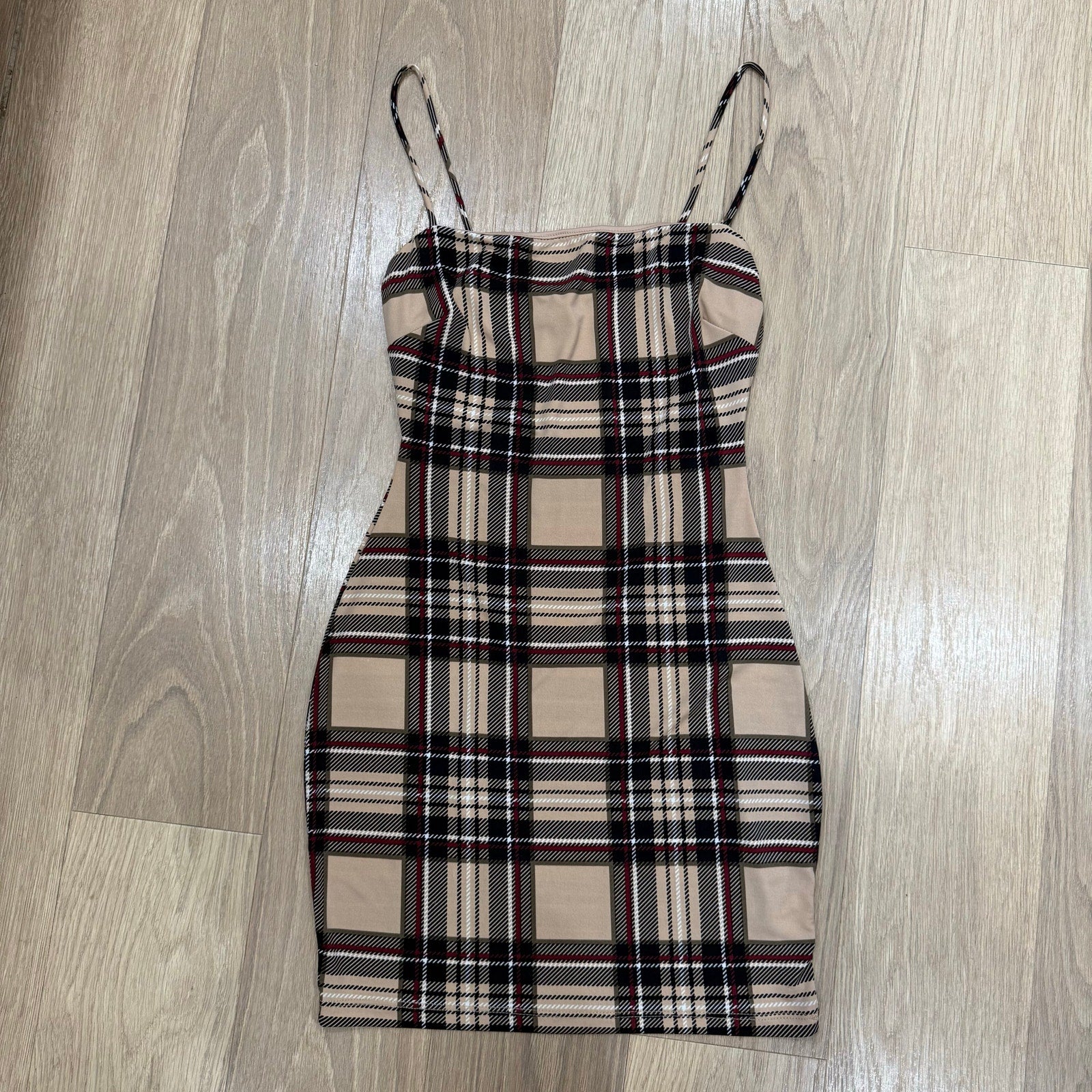 Windsor So Fab Sleeveless Tan and Black Multi Plaid Mini Dress Size Medium