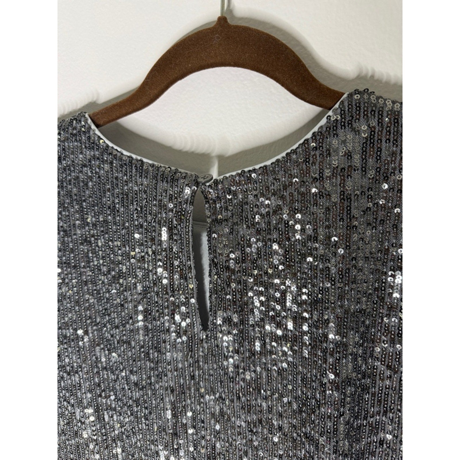 Loft Silver Sequin Cap-Sleeve Top Size Large