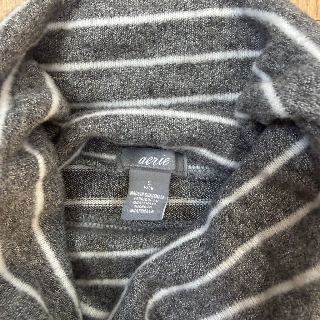 Aerie Real Soft Ribbed Turtleneck Striped Long Sleeve Shirt Size Small
