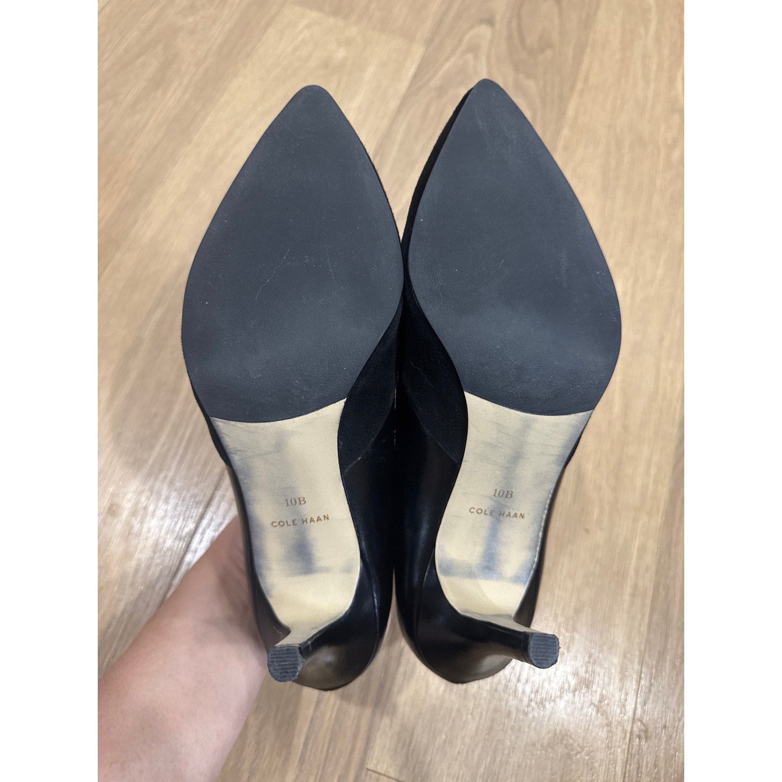 Cole Haan Black Suede and Leather Pointed Toe Heels Size 10