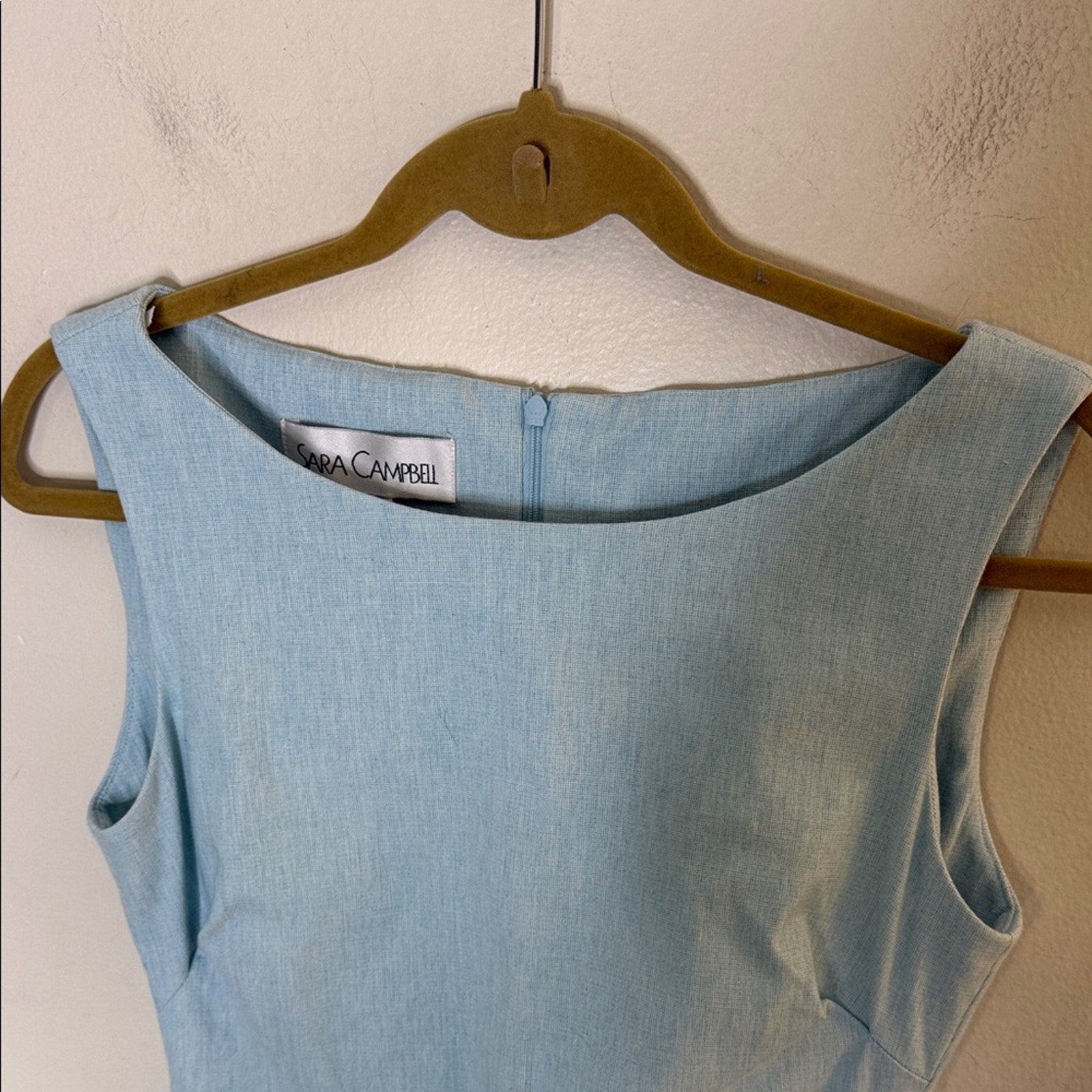 Sara Campbell Blue Sleeveless Cocktail Dress Size 4