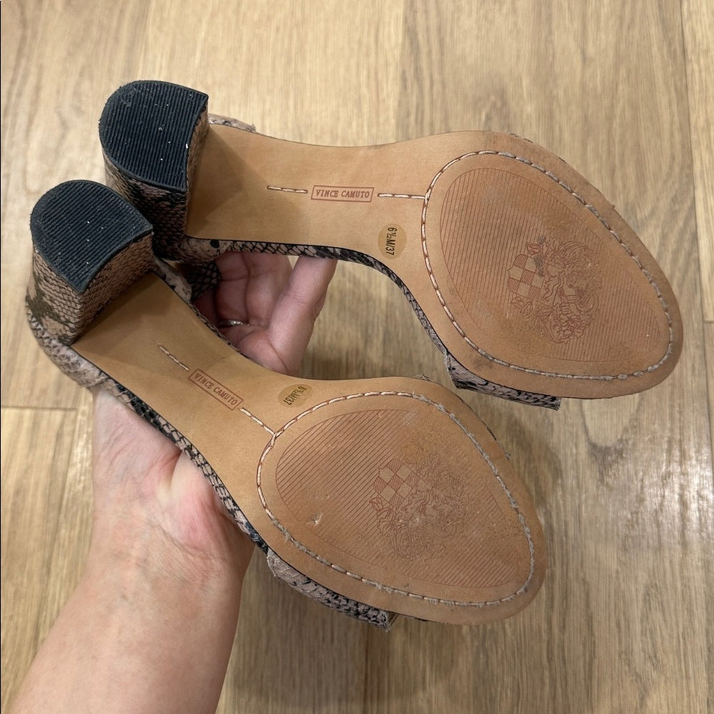 Vince Camuto Snakeskin Patterned Block Heel Sandals Size 6.5