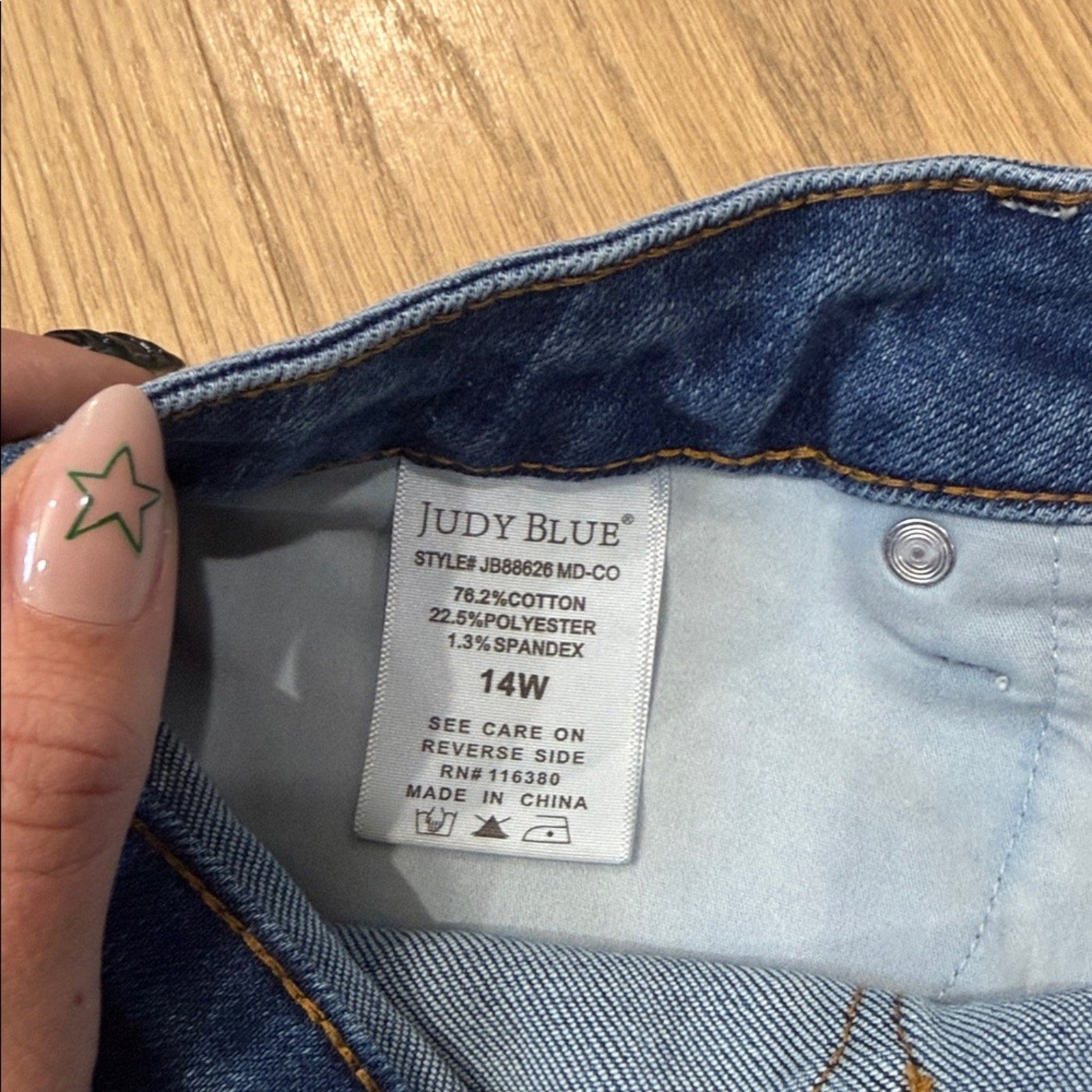 Judy Blue Boot Cut Raw Hem Jeans in Classic Blue Size 14W