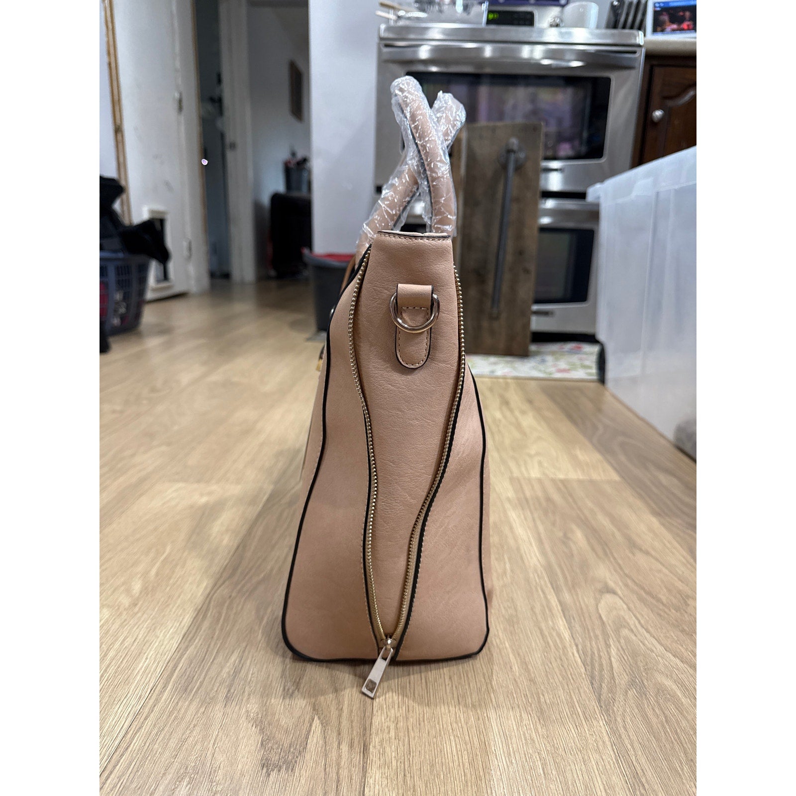 Dasein Women's Large Tote Shoulder Bag in Pale Pink / Peach