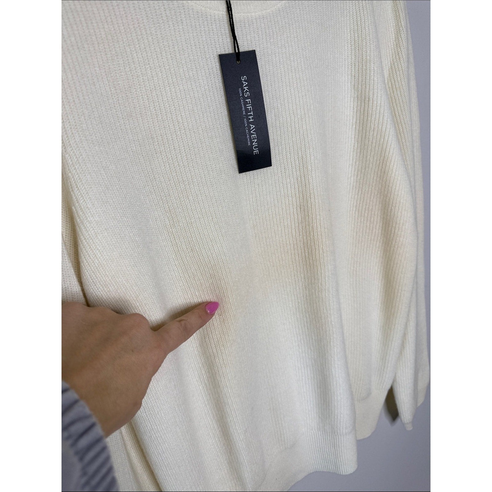 Saks Fifth Avenue Ivory Crewneck Cashmere Sweater Large New!
