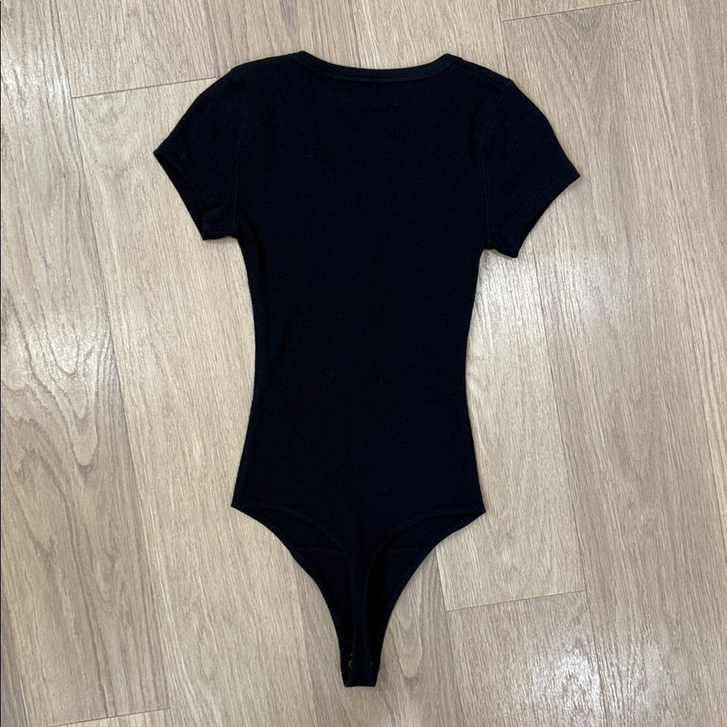 Abercrombie & Fitch Black Ribbed Henley Short Sleeve Bodysuit Size XS New!