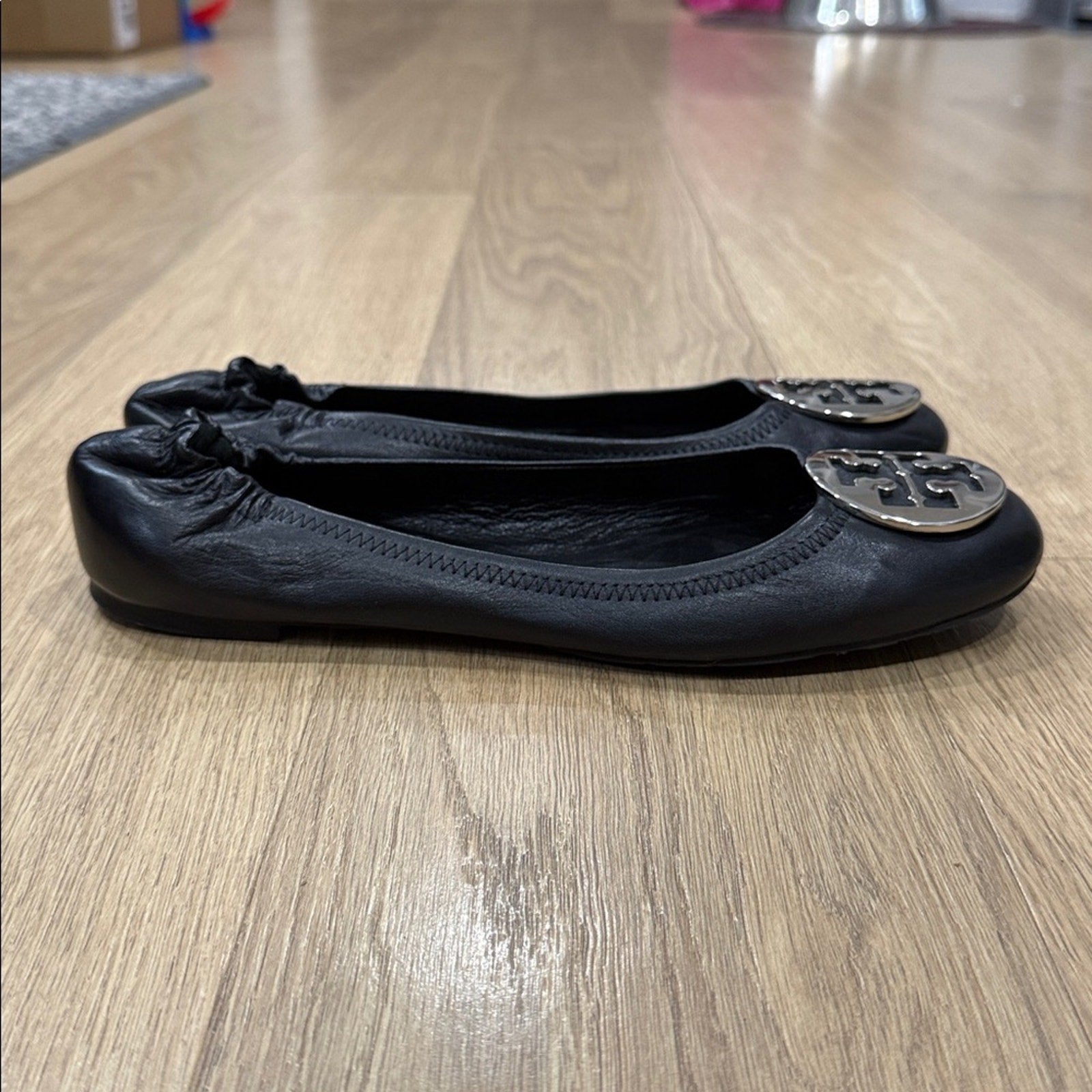 Tory Burch Black Travel Reva Ballet Flats with Silver Logo Size 9.5