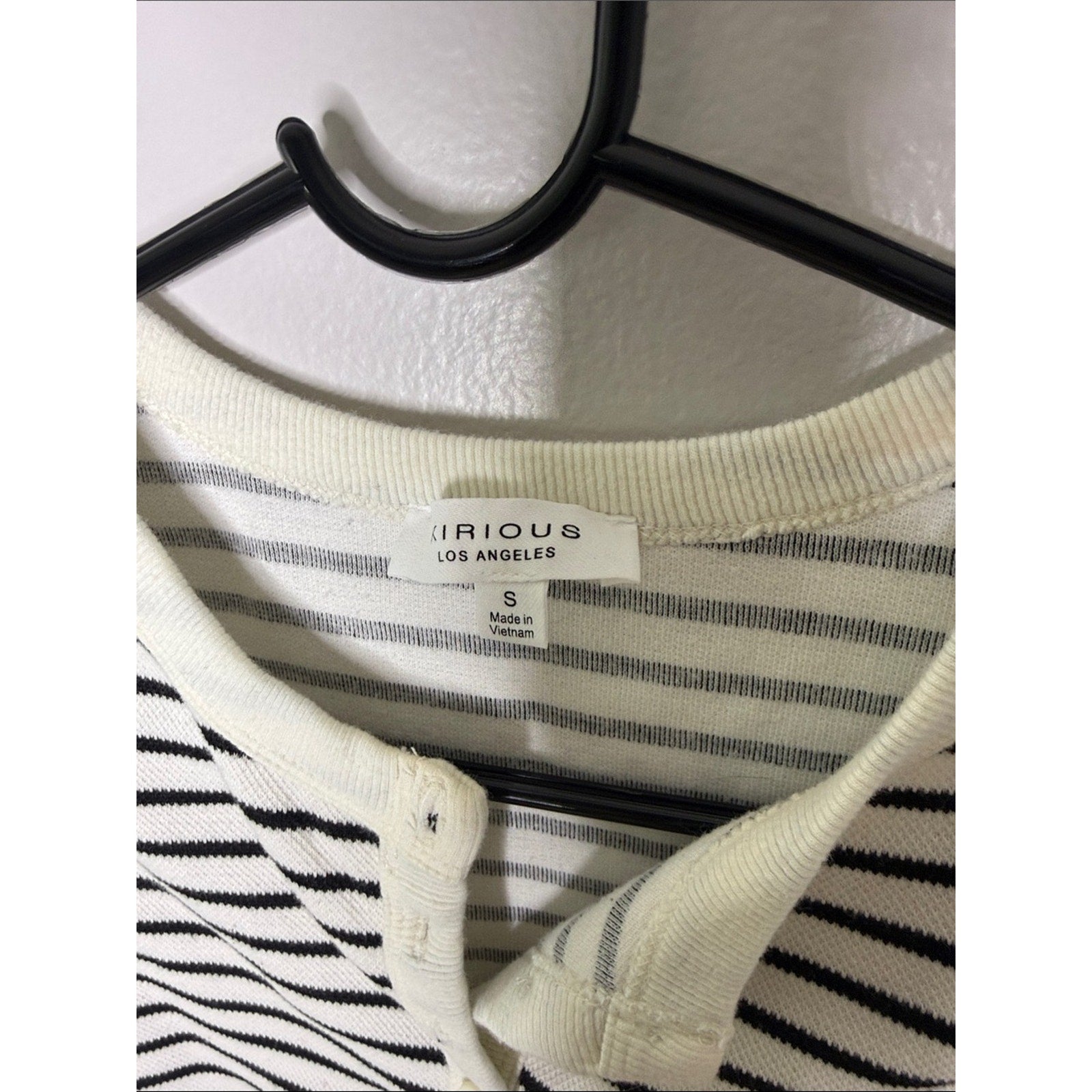 Kirious Black & White Striped Sleeveless Button-Front Tank Size Small