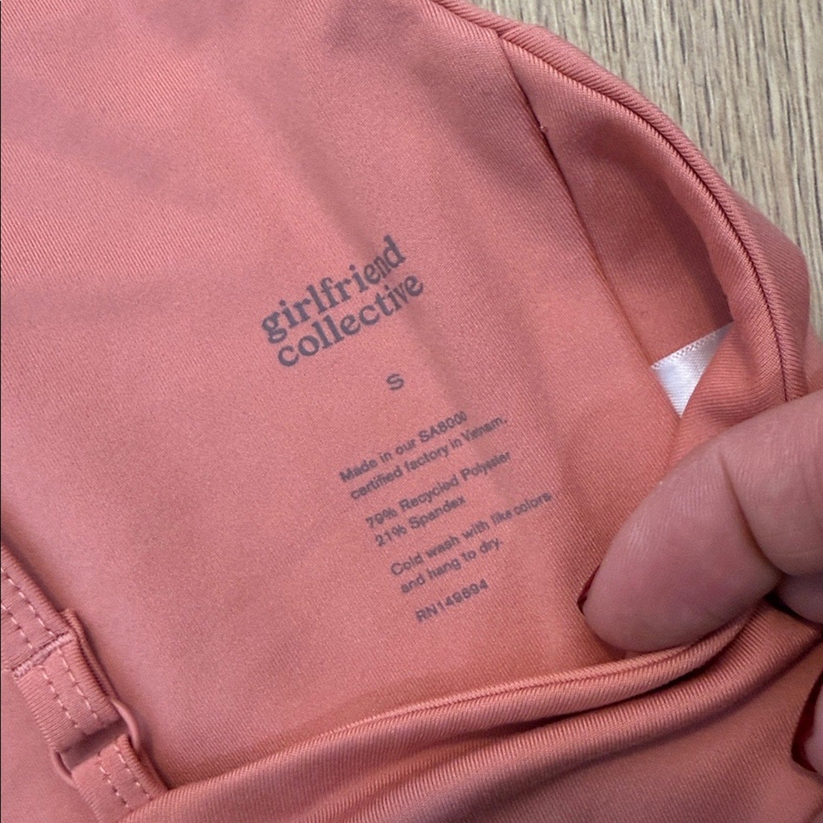 Girlfriend Collective Pink High Neck Sports Bra Size Small