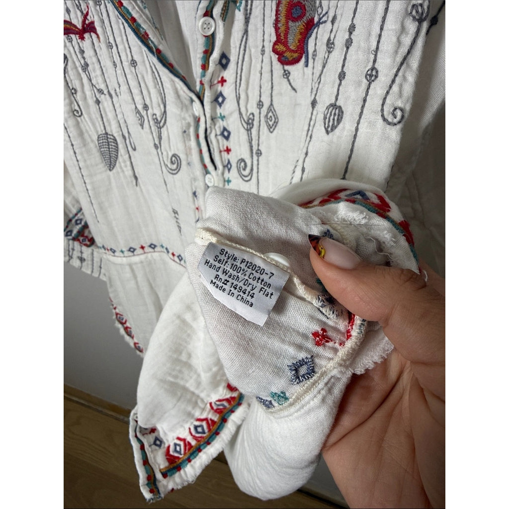 Johnny Was Pete & Greta Cream Embroidered Button-Down with Red and Teal Accents