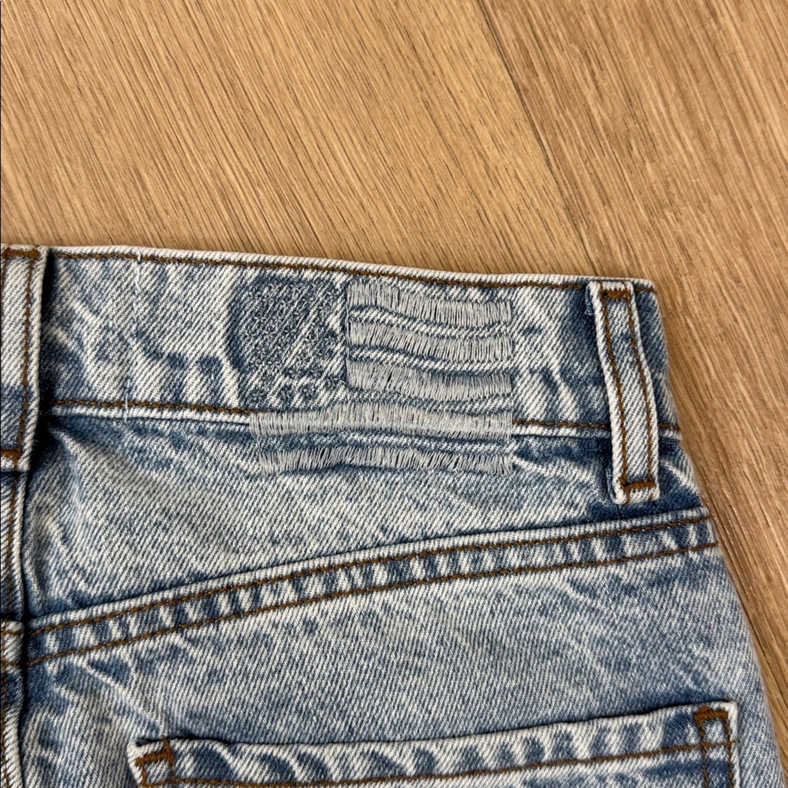 REVICE Ex Boyfriend Player One Wash Distressed Denim Jeans Size 25 NEW!