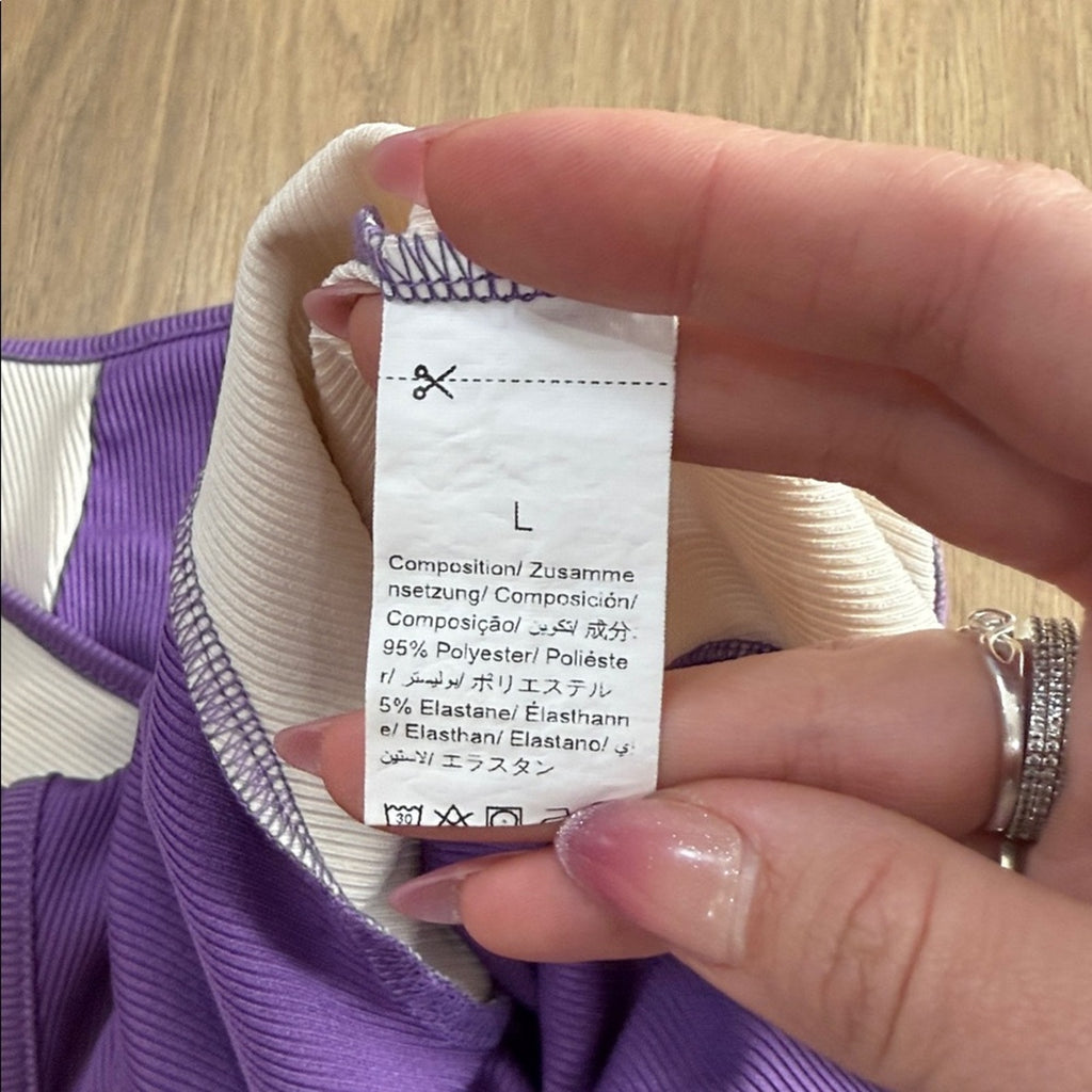 Purple and White Wavy Pattern Sleeveless Snap Bodysuit Size Large