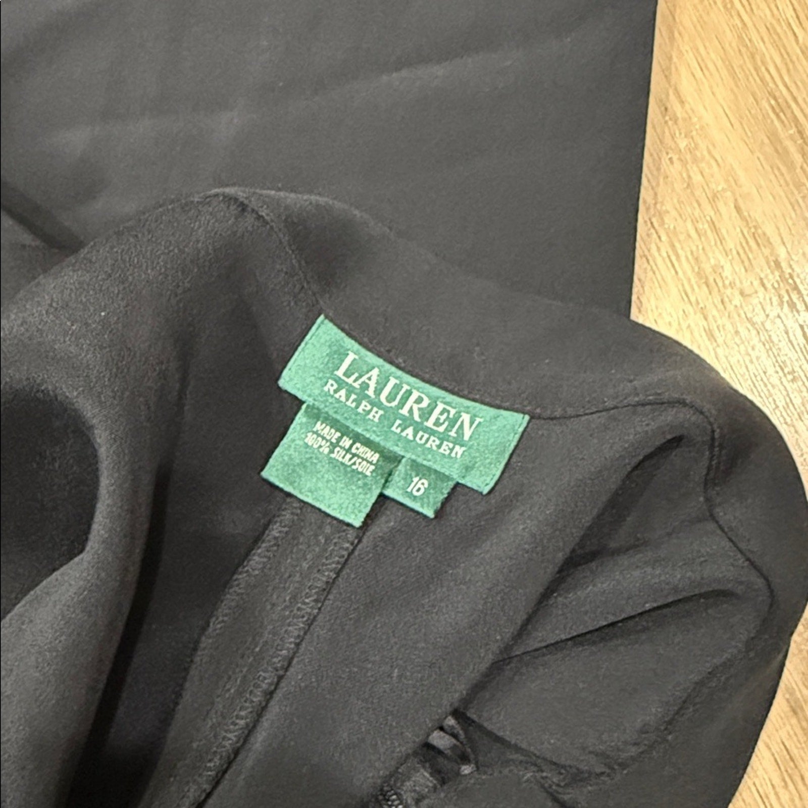 Ralph Lauren Elegant Black Silk Trousers Size 16