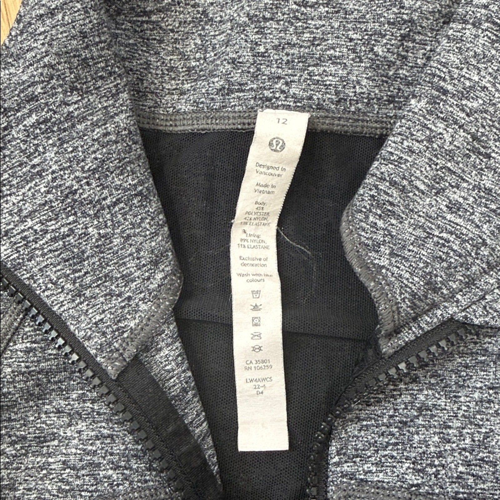 Lululemon Athletica Heathered Gray Define Jacket Size 12