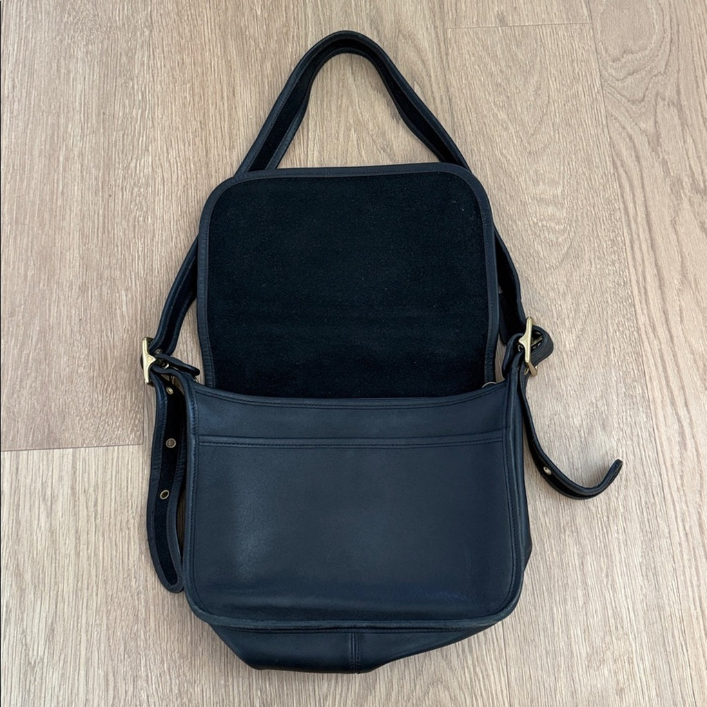 Coach Elegant Black Leather Vintage Adjustable Shoulder Bag