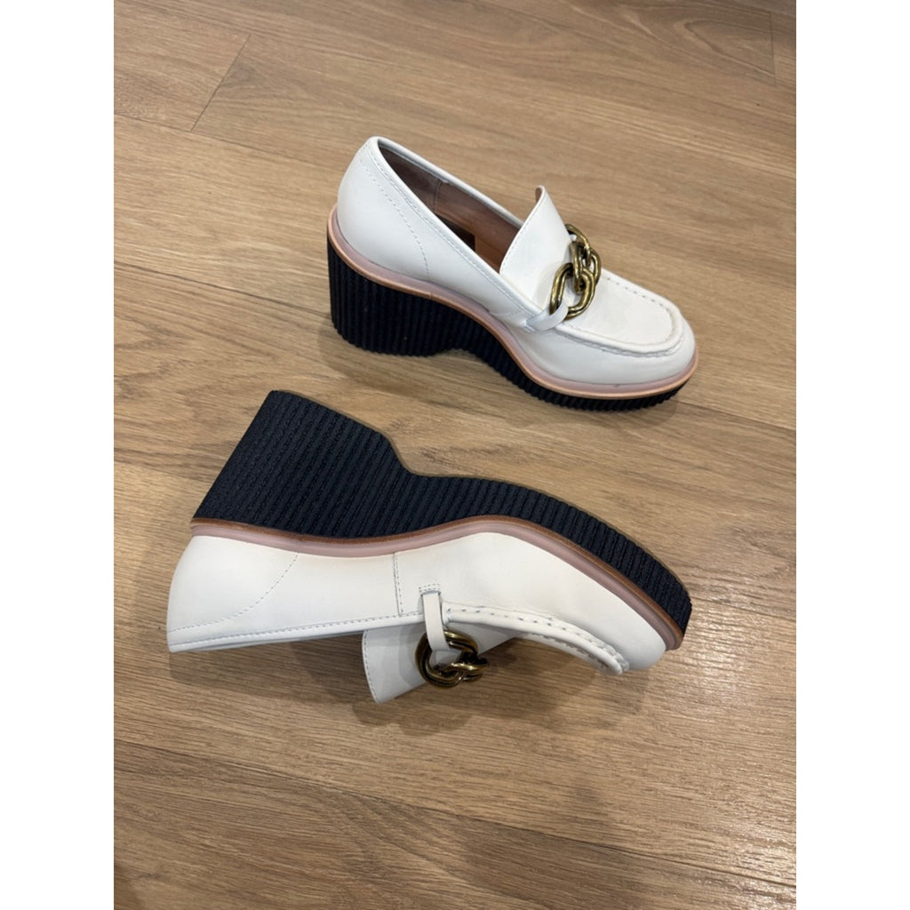 Dolce Vita Brenan Cream Platform Loafers Black Ribbed Sole and Gold Chain 9.5