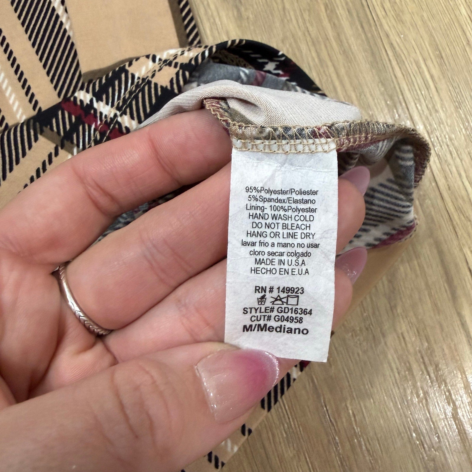 Windsor So Fab Sleeveless Tan and Black Multi Plaid Mini Dress Size Medium
