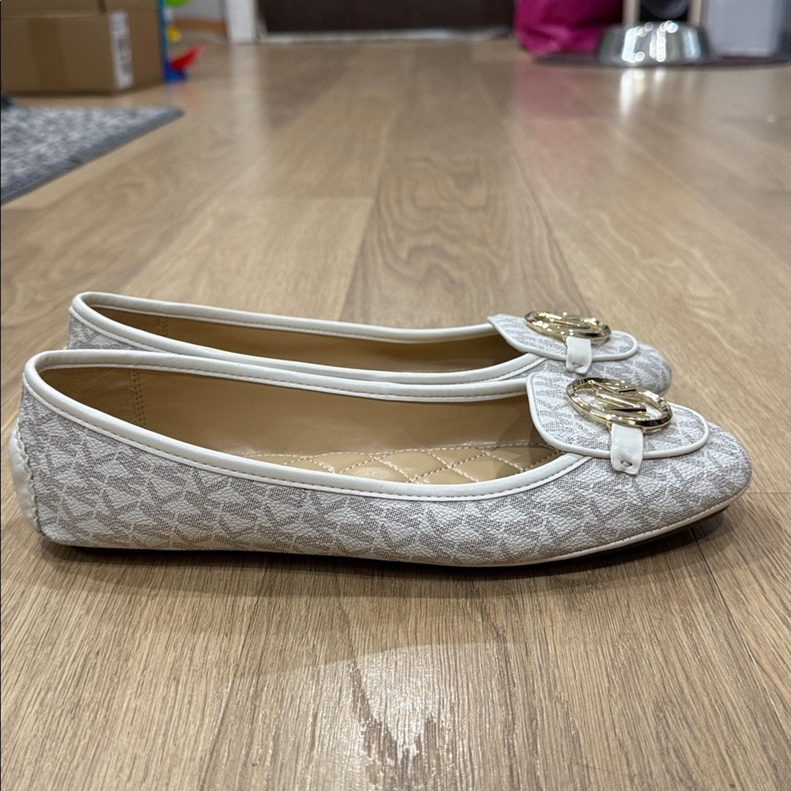 Michael Kors Lillie Logo Moccasins in Vanilla Colored Logo Print Canvas / Gold 9