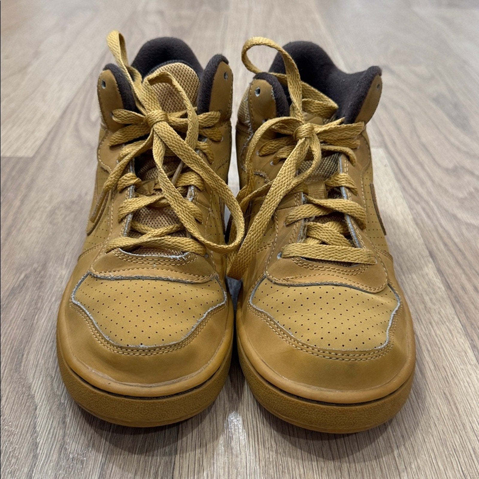 Nike Court Borough Mid Winter Sneakers - Haystack/Wheat Brown - Size 5Y