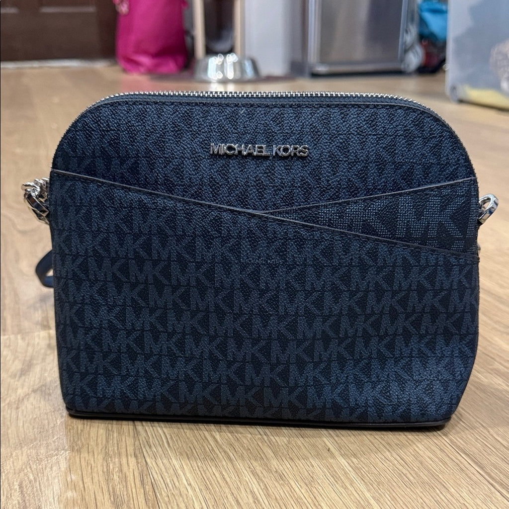 Michael Kors Jet Set Travel Med Signature Logo Dome Crossbody Bag Admiral Blue