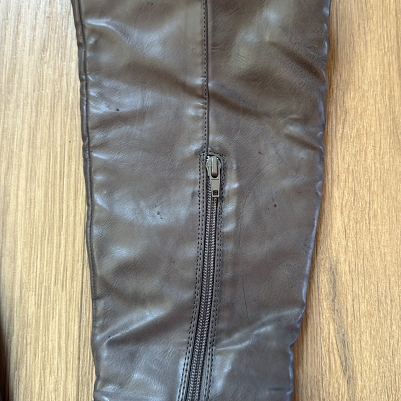 MIA Stylish Brown Knee / Over the Knee Women's Boots Size 6