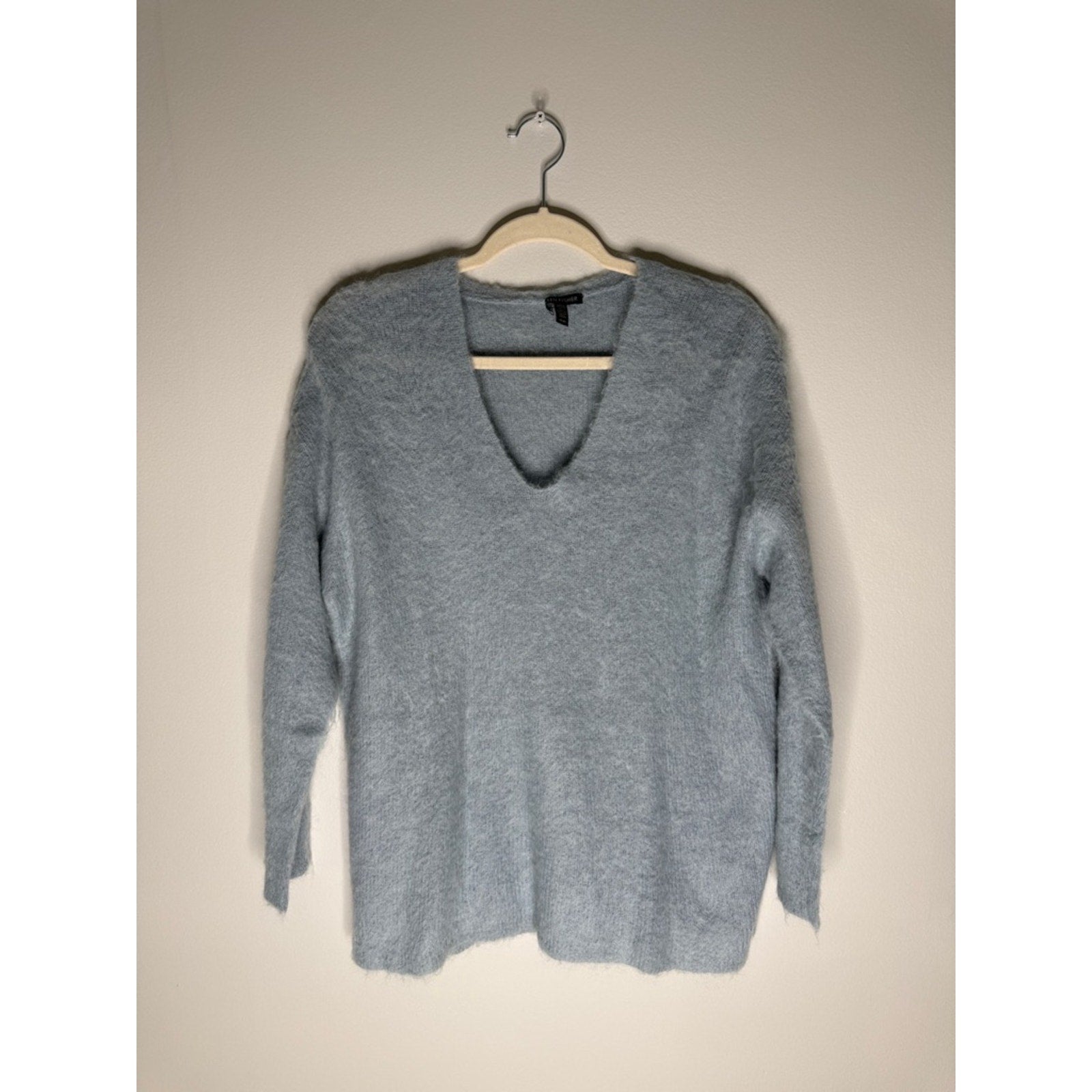 Eileen Fisher Light Blue V-Neck Fuzzy Knit Sweater Size Medium