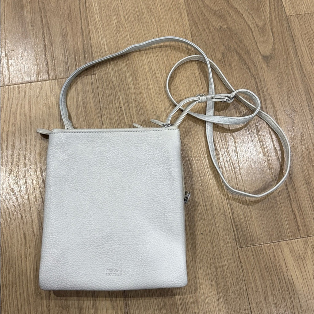 Giani Bernini Multi Pocket Simple Silver Hardware White Leather Crossbody