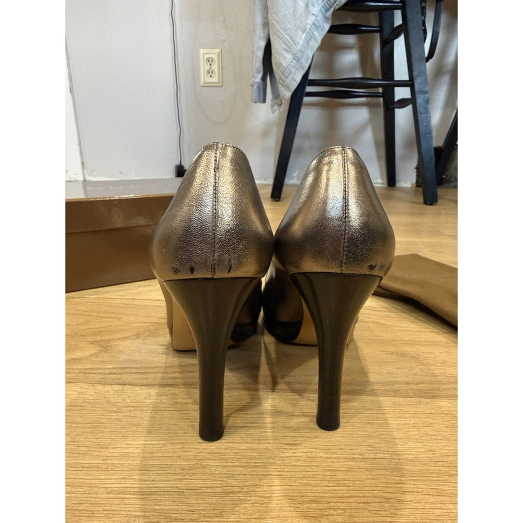 Gucci Metallic Silver Leather High Heel Pumps Size 9.5