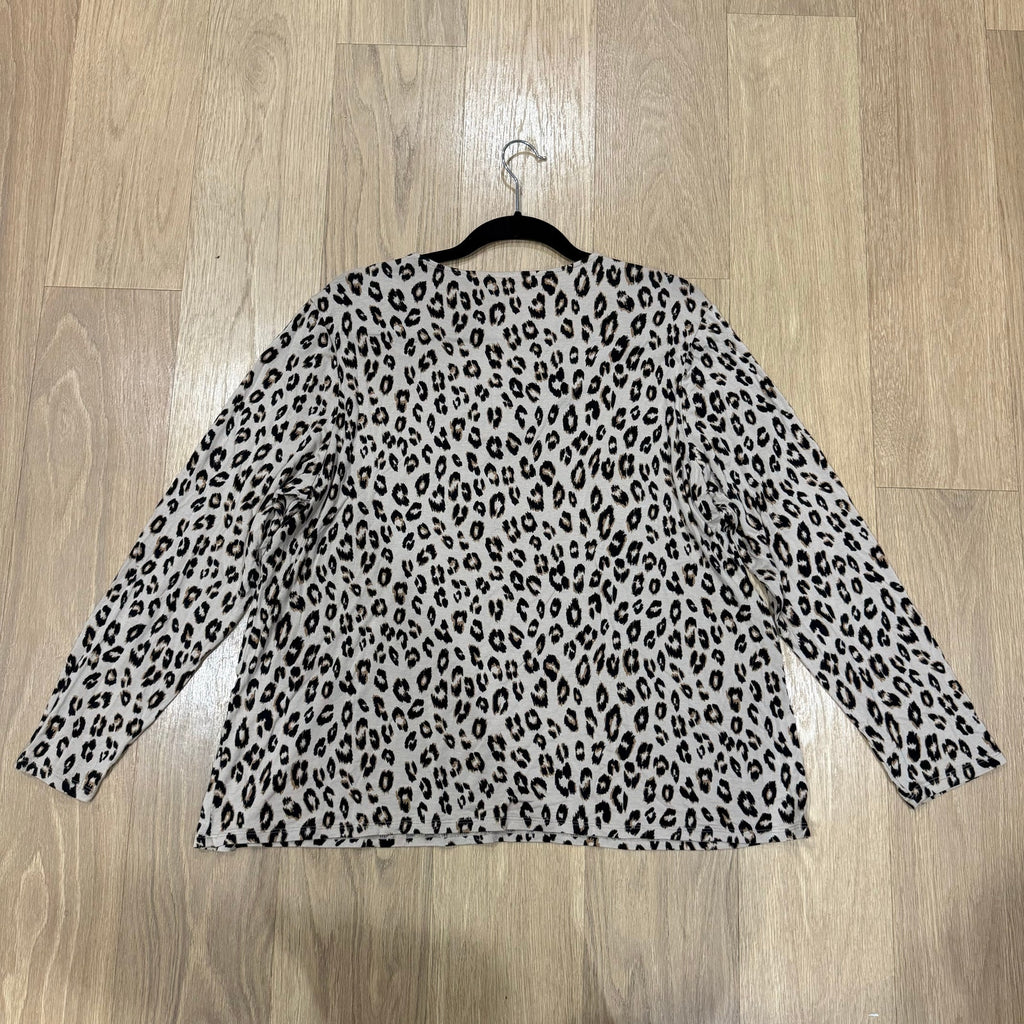 Chico's Leopard Print Criss-Cross V-Neck Long Sleeve Top Size 3 / XL