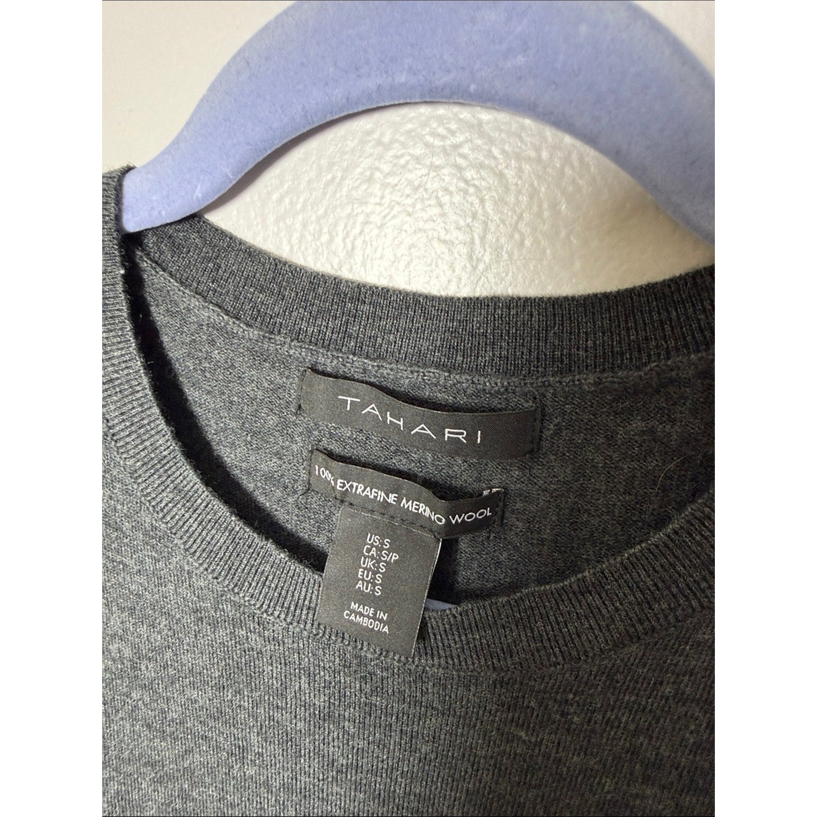 Tahari Dark Charcoal Sleeveless Knit Tank Merino Wool Size Small New!