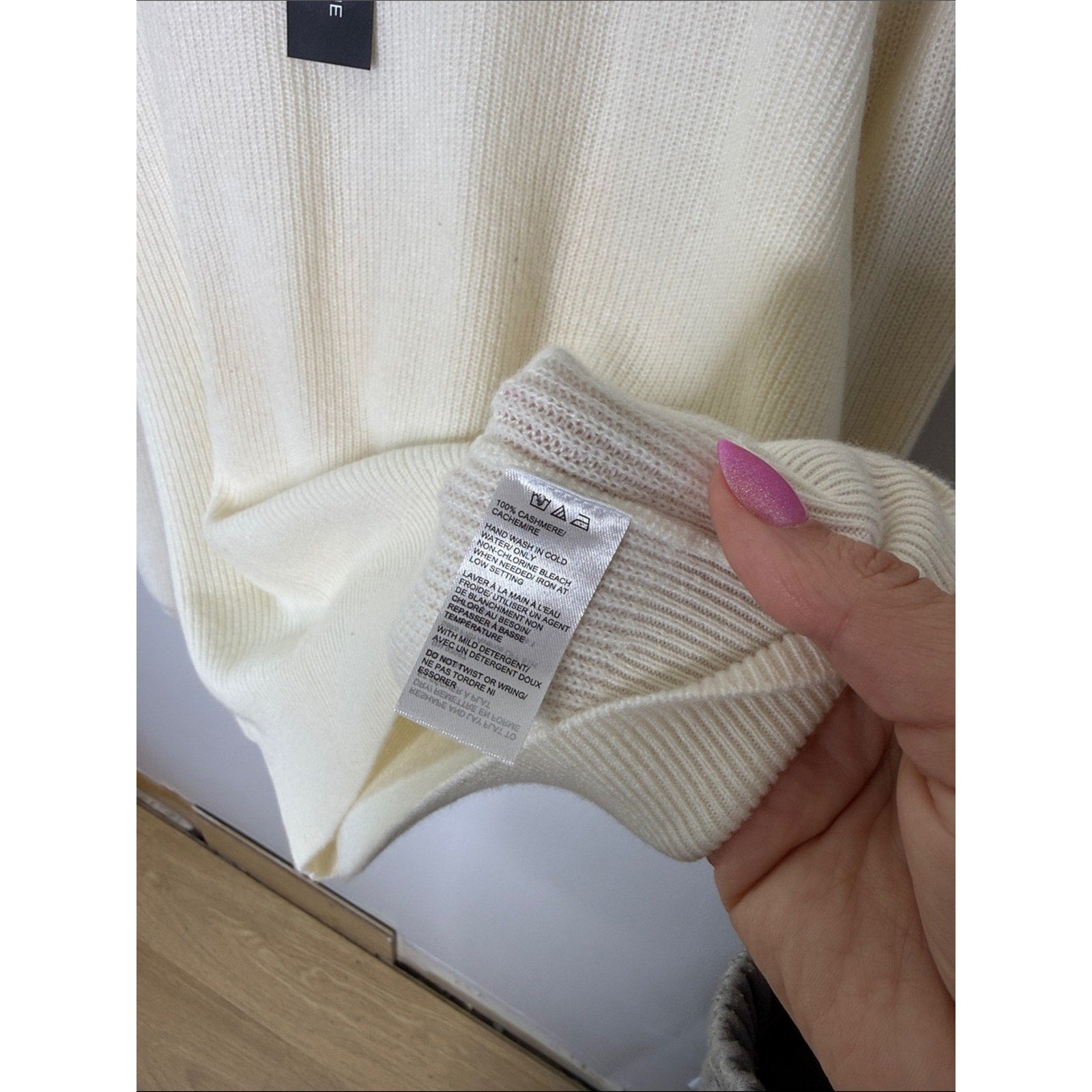 Saks Fifth Avenue Ivory Crewneck Cashmere Sweater Large New!