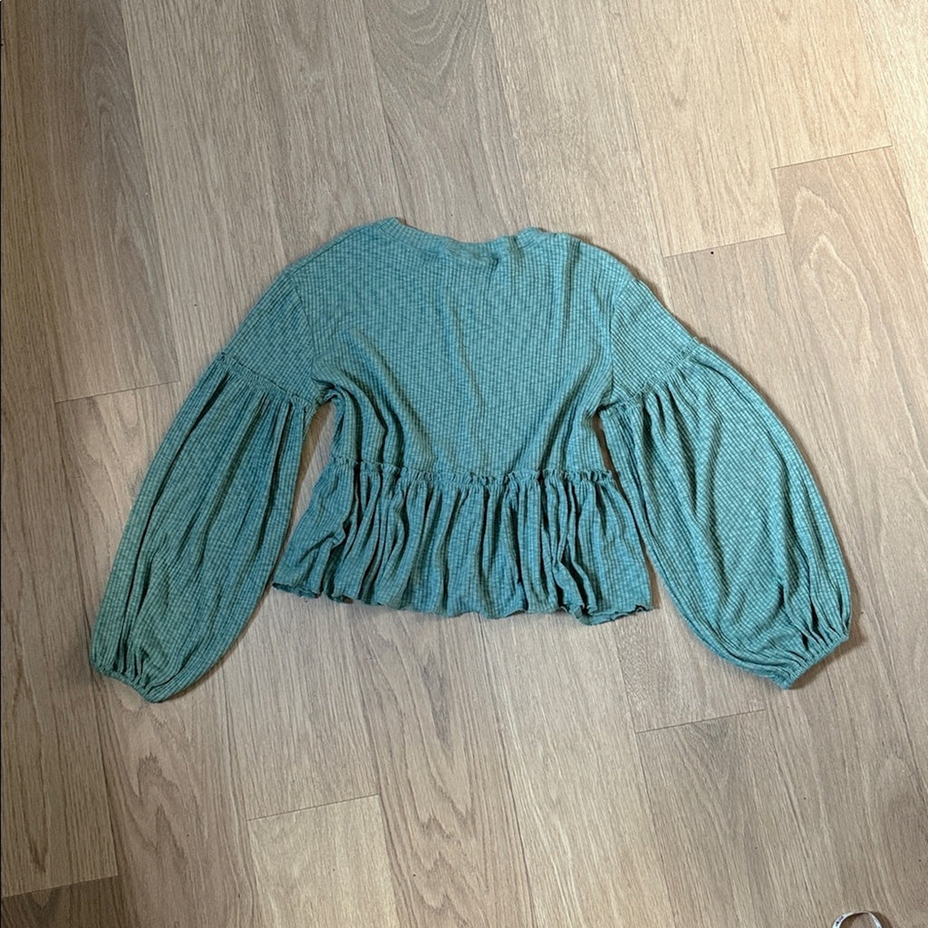 Altar'd State Green Ribbed Raw Hem Balloon Sleeve Top Size Small