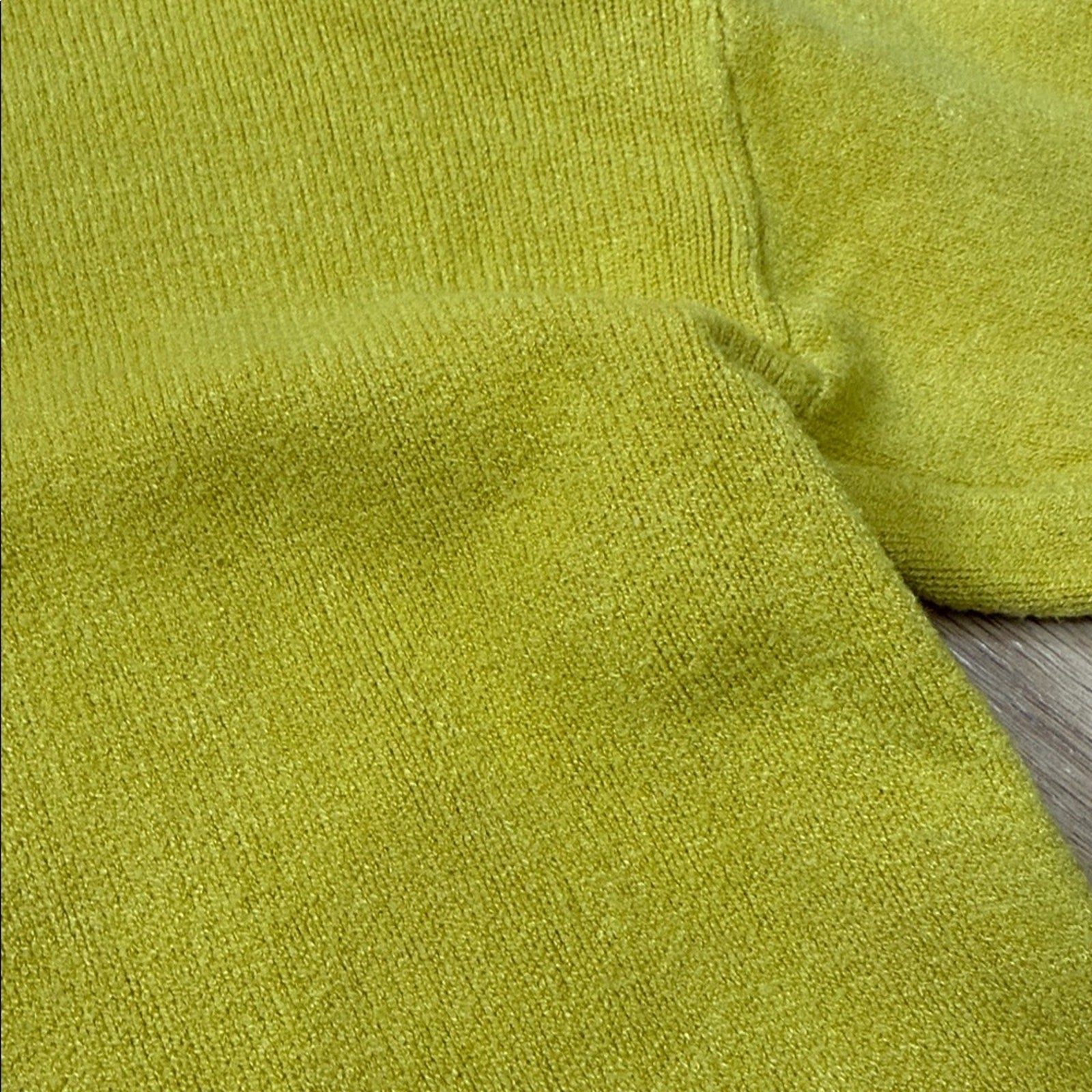 T Tahari Women's Yellow Crew Neck Sweater Size Medium