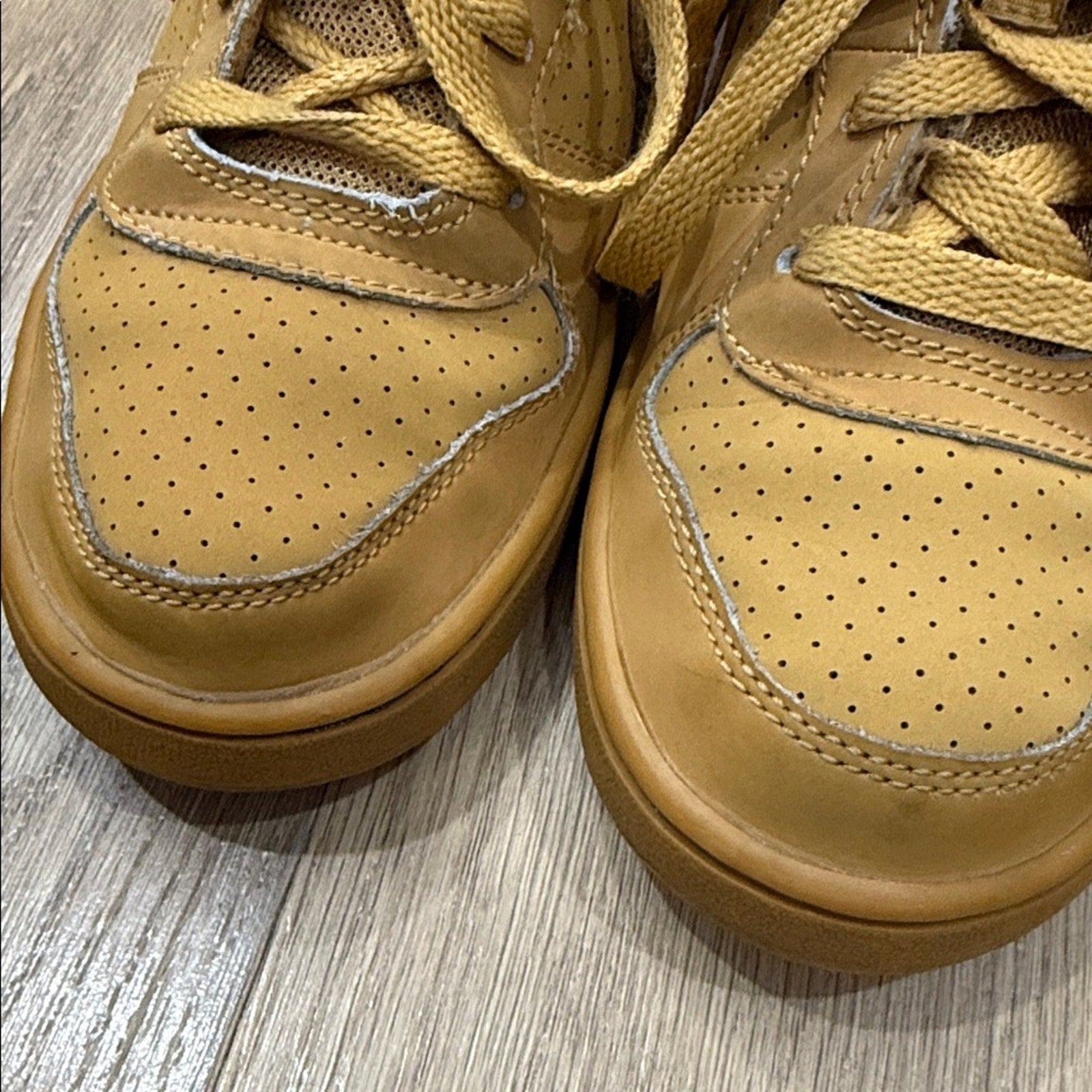 Nike Court Borough Mid Winter Sneakers - Haystack/Wheat Brown - Size 5Y