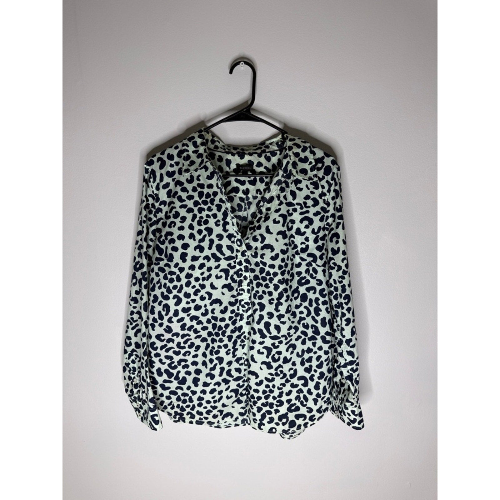Talbots Navy Mint Leopard Print Button-Front Blouse Top Size Large