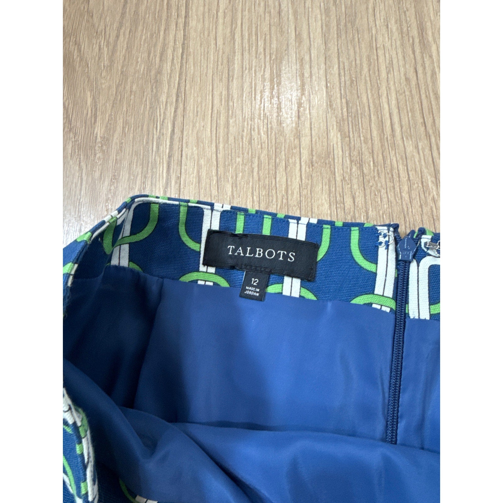 Talbots Navy Pencil Skirt with Green & White Geometric Link Print Size 12
