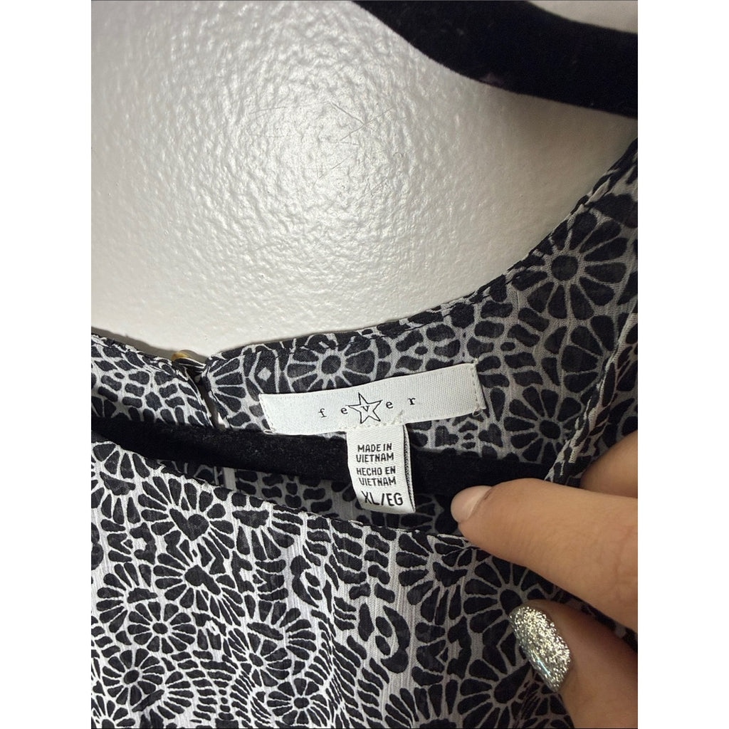 Fever Sleeveless Black & White Patterned Tank Top Size XL