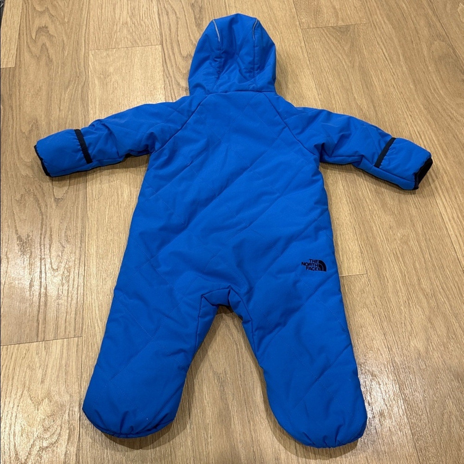 The North Face Vibrant Blue and Black Infants Bunting Snowsuit Size 6-12 Months